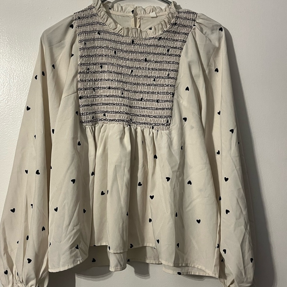 Cream with Black Hearts Size L Blouse